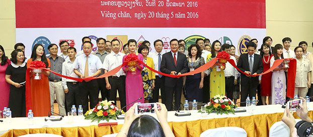 Triển lãm giáo dục đại học Việt Nam tại Lào lần thứ nhất